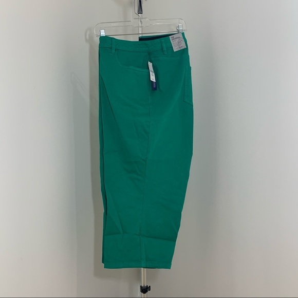 New Womens Plus Size Denim Capri’s Green - Picture 4 of 11